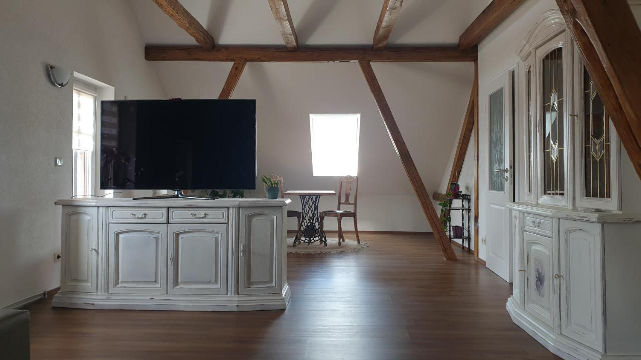Seensucht & Urlaubstraeume, Ferienwohnung "Seeadler" Grossraschen Bagian luar foto