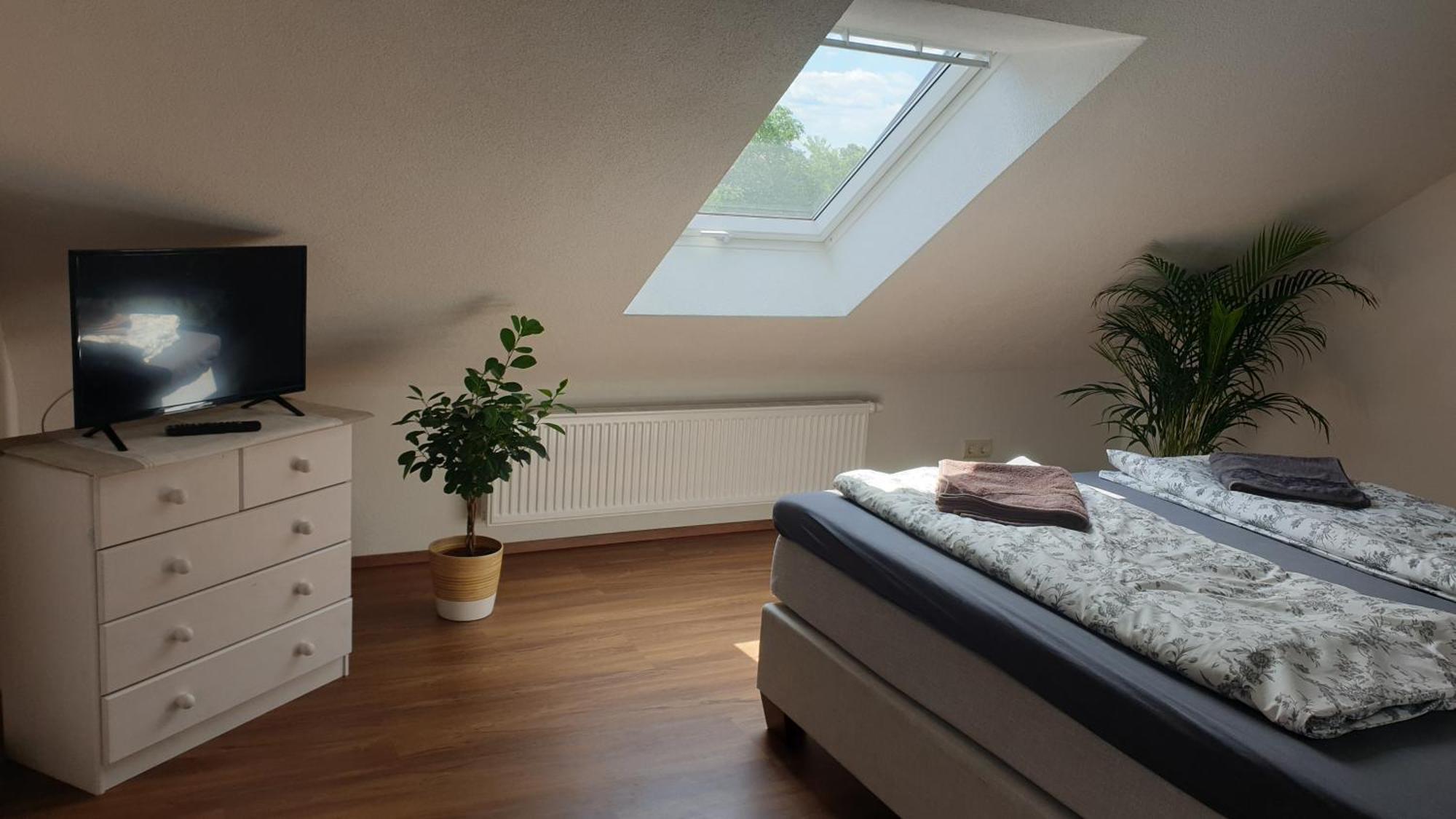 Seensucht & Urlaubstraeume, Ferienwohnung "Seeadler" Grossraschen Bagian luar foto